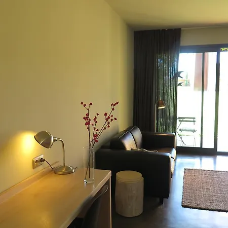 Fundacio L'olivar 4*