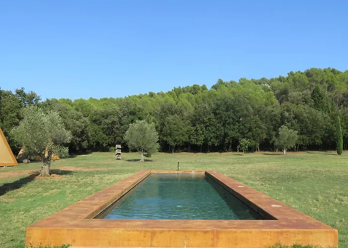 Fundacio L'olivar Bed & Breakfast 4*