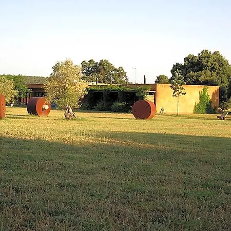 Bed & Breakfast Fundacio L'olivar 4*
