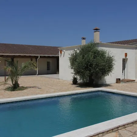 Panzió Fundacio L'olivar 4*
