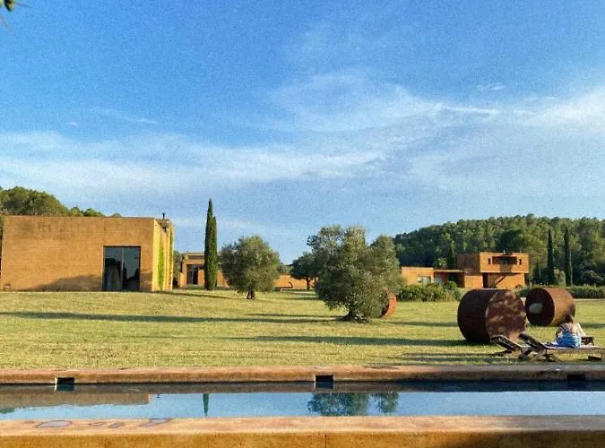 Fundacio L'olivar 4*